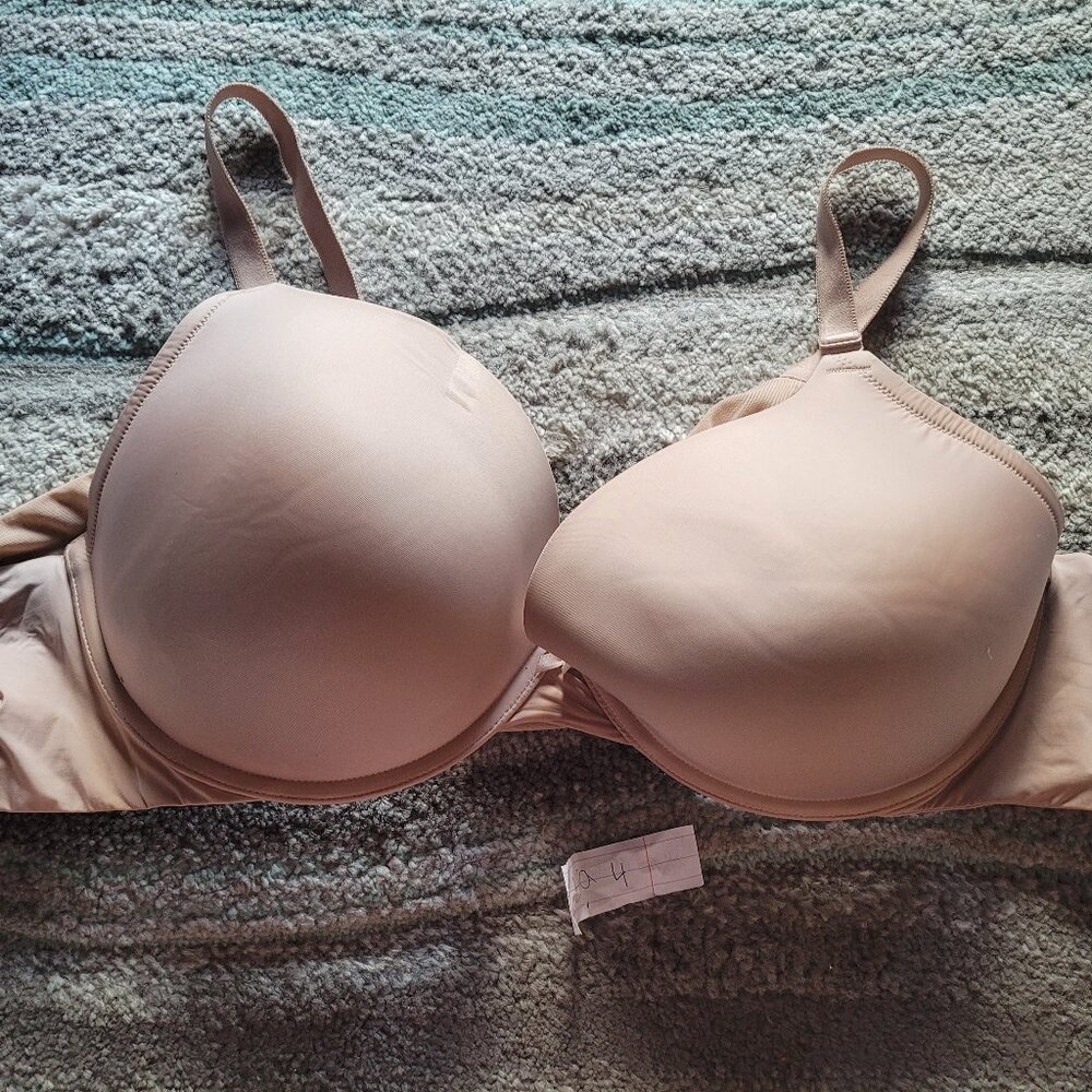 (BRA 4) - Invisible Support Plunge Push-Up Bra 50C